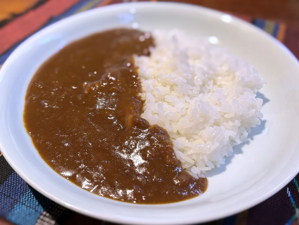 ハウス食品 ぎゅっと濃厚 玉ねぎカレー ブイヨン風味仕立て
